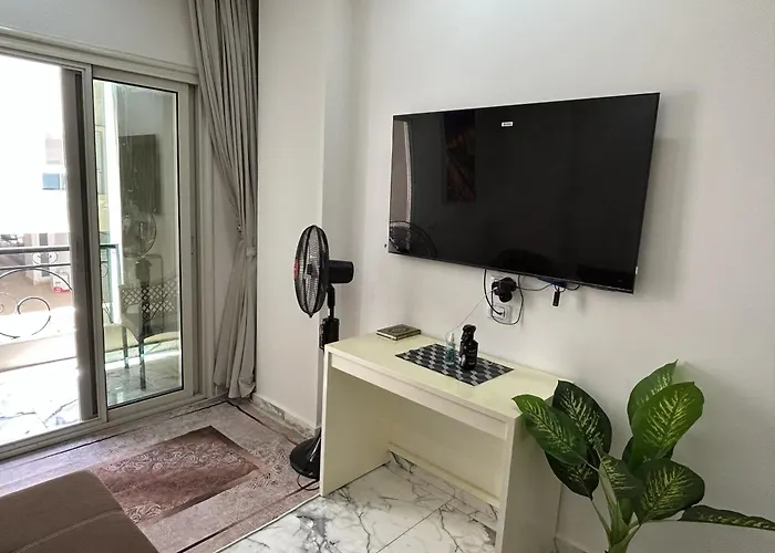 Intercontinental 2bdr Deluxe Pool View Apartment